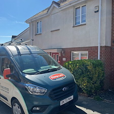 Professional-once-off-Window-Cleaning-for-a-semi-detached-house-on-Saint-Nicholas-Place-Loughton 0